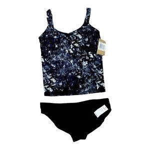 NWT Nike Swim Tankini Set. Size M and L. Black/Grey.